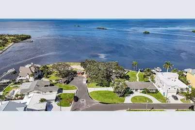 508 Driftwood Circle, Palm Harbor, FL 34683 - Photo 1