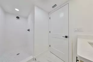 2125 W Ferris Ave, Tampa, FL 33603 - Photo 25