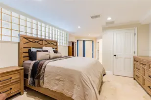 2268 Kings Point Dr, Largo, FL 33774 - Photo 59