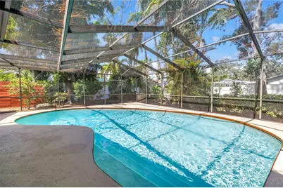 905 Serpentine Drive S, Saint Petersburg, FL 33705 - Photo 53