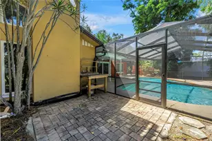 905 Serpentine Dr S, Saint Petersburg, FL 33705 - Photo 59