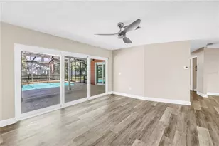 905 Serpentine Dr S, Saint Petersburg, FL 33705 - Photo 21