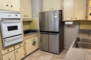 2500 14th Ave N, Saint Petersburg, FL 33713 - Photo 9