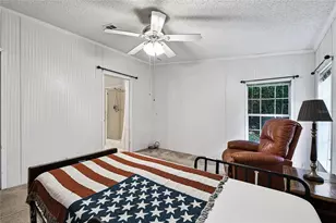 18818 Holly Pine Trail, Lithia, FL 33547 - Photo 17