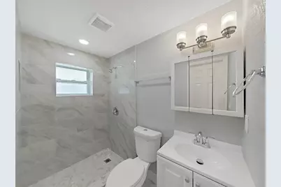 8721 N River Forest Circle, Tampa, FL 33604 - Photo 35