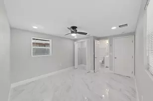 8721 N River Forest Circle, Tampa, FL 33604 - Photo 33