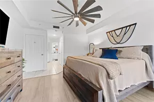 4750 Dolphin Cay Ln S, Saint Petersburg, FL 33711 - Photo 21