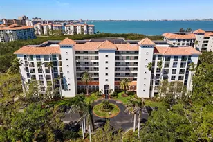 4750 Dolphin Cay Ln S, Saint Petersburg, FL 33711 - Photo 1