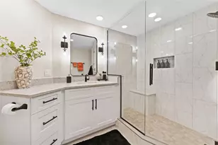 4750 Dolphin Cay Ln S, Saint Petersburg, FL 33711 - Photo 23