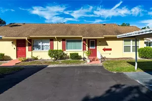 1804 Fox Hunt Dr, Sun City Center, FL 33573 - Photo 7