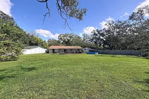 3615 Sugarcreek Dr, Tampa, FL 33619 - Photo 15