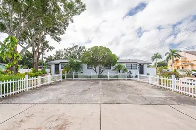 3394 74th Avenue N, Saint Petersburg, FL 33702 - Photo 1