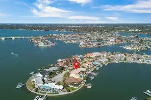 7986 9th Ave S, Saint Petersburg, FL 33707 - Photo 3