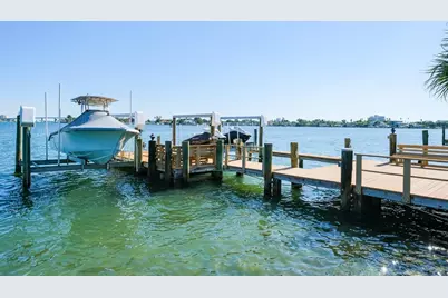 746 Boca Ciega Isle Drive, Saint Pete Beach, FL 33706 - Photo 13