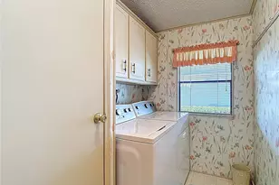 14761 Rialto Ave, Brooksville, FL 34613 - Photo 15