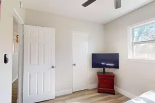 827 26th Ave S, Saint Petersburg, FL 33705 - Photo 23