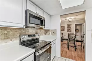 1878 Princeton Dr, Clearwater, FL 33765 - Photo 13