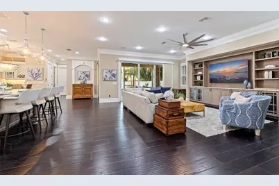 310 8th Avenue N, Saint Petersburg, FL 33701 - Photo 5