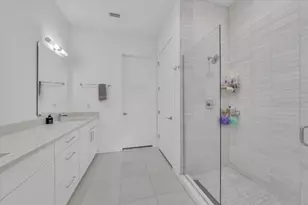 2851 W Gandy Blvd, Tampa, FL 33611 - Photo 27