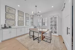 2851 W Gandy Blvd, Tampa, FL 33611 - Photo 13