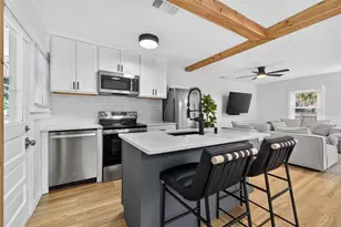 2501 Oakdale St S, Saint Petersburg, FL 33705 - Photo 13