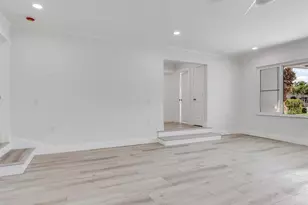 10120 Paradise Blvd, Treasure Island, FL 33706 - Photo 27