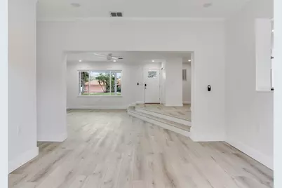 10120 Paradise Boulevard, Treasure Island, FL 33706 - Photo 25