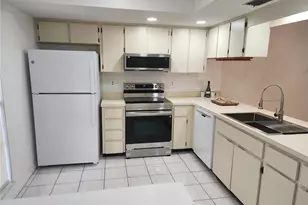 7517 Greystone Dr, Hudson, FL 34667 - Photo 3