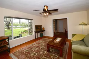 160 Bayshore Dr, Terra Ceia, FL 34250 - Photo 17