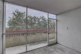 2333 Feather Sound Dr, Clearwater, FL 33762 - Photo 33