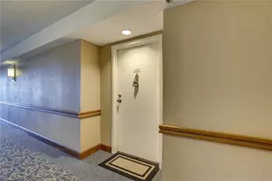 2333 Feather Sound Dr, Clearwater, FL 33762 - Photo 7