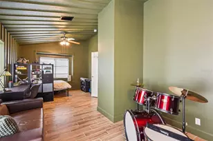 1266 Paradise Lake Dr, Tarpon Springs, FL 34689 - Photo 21