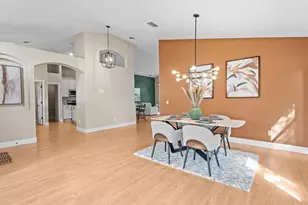 6840 Sparkling Way, Wesley Chapel, FL 33545 - Photo 7