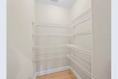 6840 Sparkling Way, Wesley Chapel, FL 33545 - Photo 17