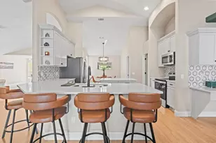 6840 Sparkling Way, Wesley Chapel, FL 33545 - Photo 25