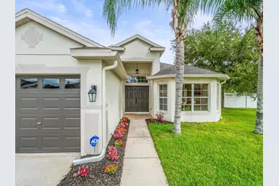 6840 Sparkling Way, Wesley Chapel, FL 33545 - Photo 5