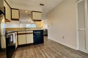 6440 Spring Flower Dr, New Port Richey, FL 34653 - Photo 9