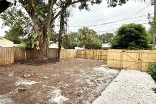 3307 25th St N, Saint Petersburg, FL 33713 - Photo 15