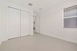 32565 Veneto Pl, Wesley Chapel, FL 33543 - Photo 25