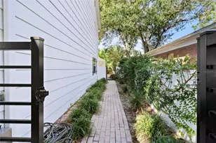 1511 S Sheridan Forest Dr, Tampa, FL 33629 - Photo 57