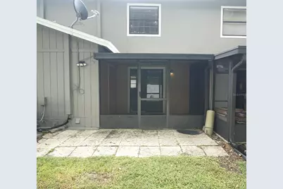 10049 Lake Oak Circle, Tampa, FL 33624 - Photo 17