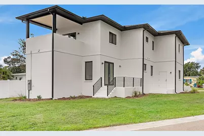 5941 Mangrove Street N, Saint Petersburg, FL 33703 - Photo 5