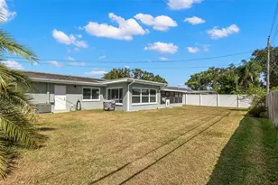 2196 Indian Ave S, Belleair Bluffs, FL 33770 - Photo 19