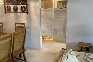 8174 N Terrace Garden Dr N, Saint Petersburg, FL 33709 - Photo 29