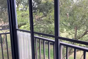 8174 N Terrace Garden Dr N, Saint Petersburg, FL 33709 - Photo 11