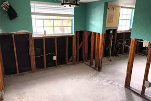 200 Country Club Dr, Largo, FL 33771 - Photo 7