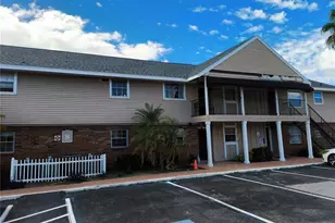 200 Country Club Dr, Largo, FL 33771 - Photo 15