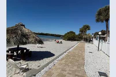 3735 42nd Way S #E, Saint Petersburg, FL 33711 - Photo 37