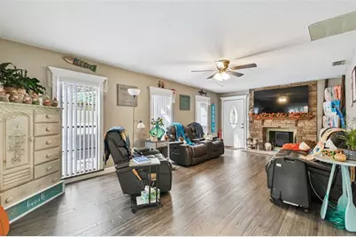 39501 Meadowood Loop, Zephyrhills, FL 33542 - Photo 29