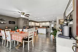 39501 Meadowood Loop, Zephyrhills, FL 33542 - Photo 13